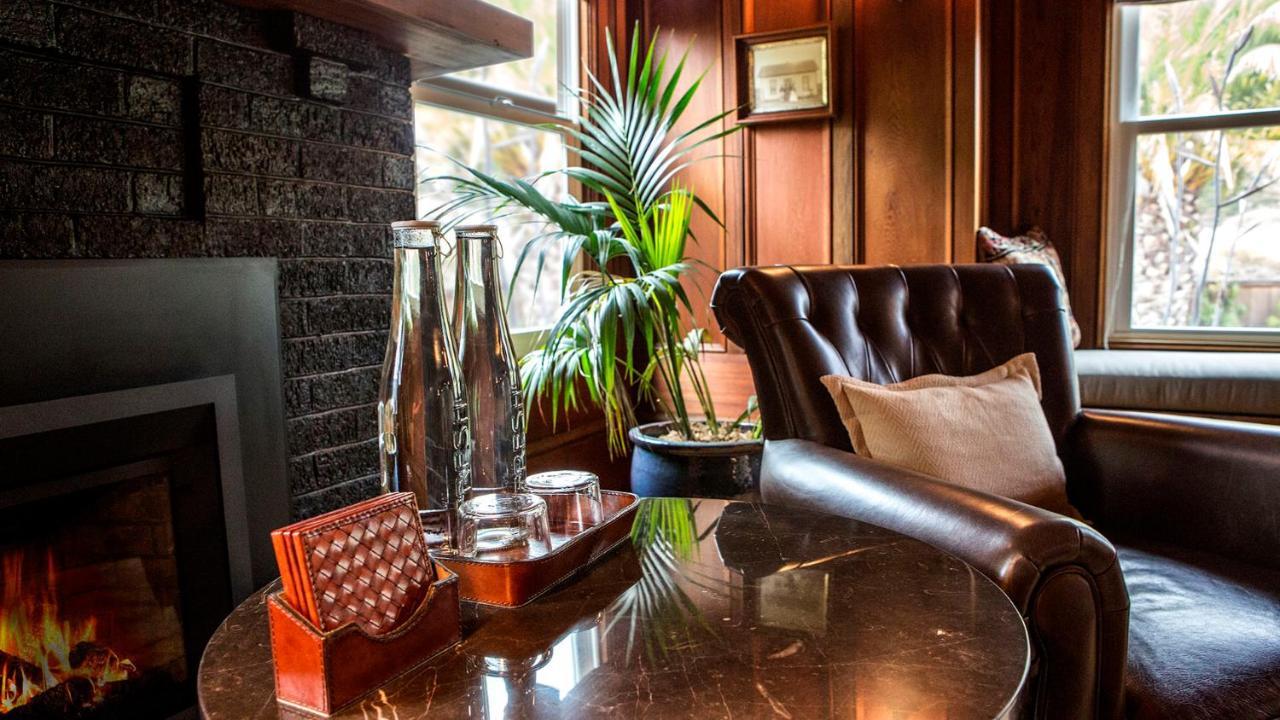 The Harbor House Inn Elk Екстериор снимка